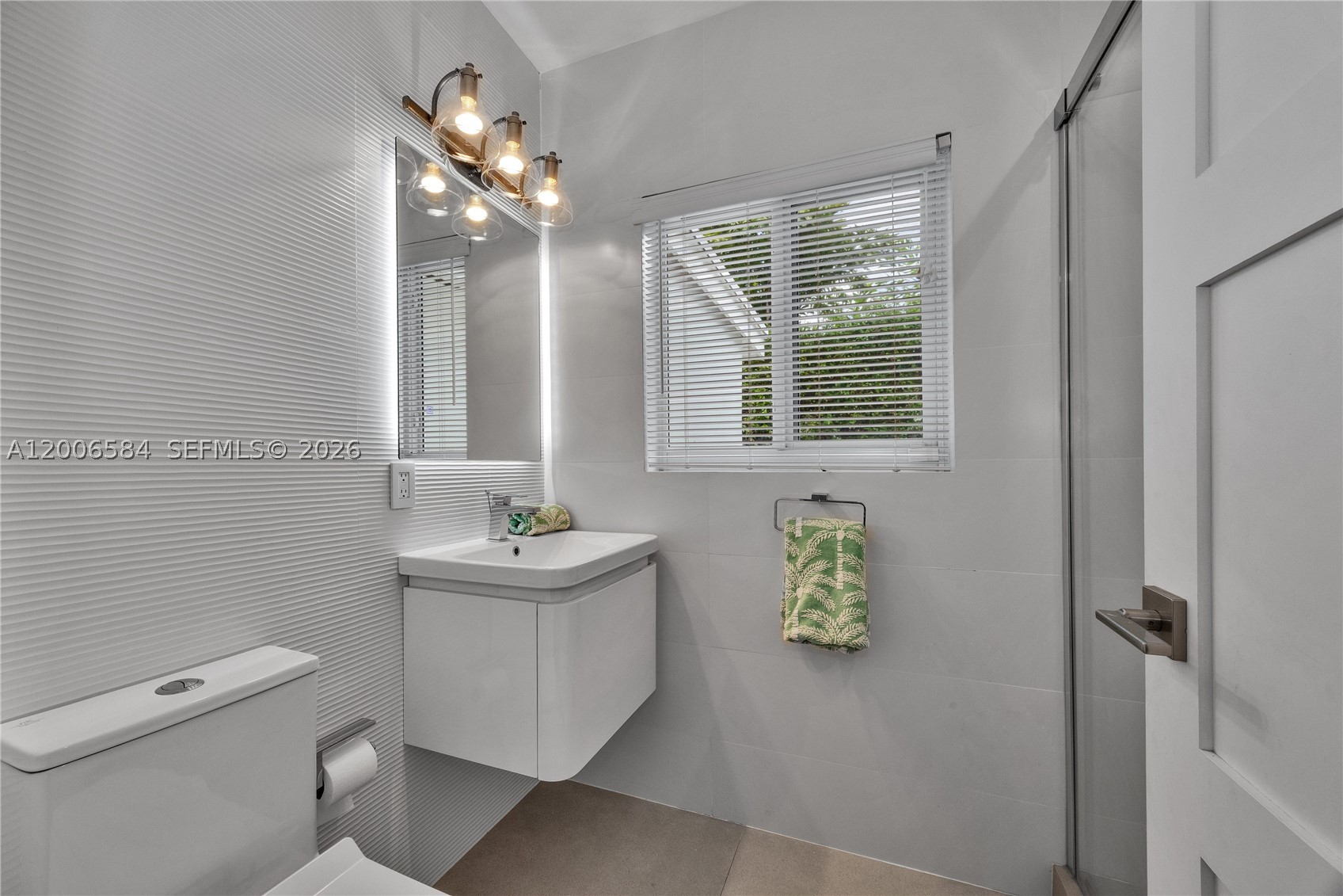 5750 SW 52nd Ter, South Miami FL 33155