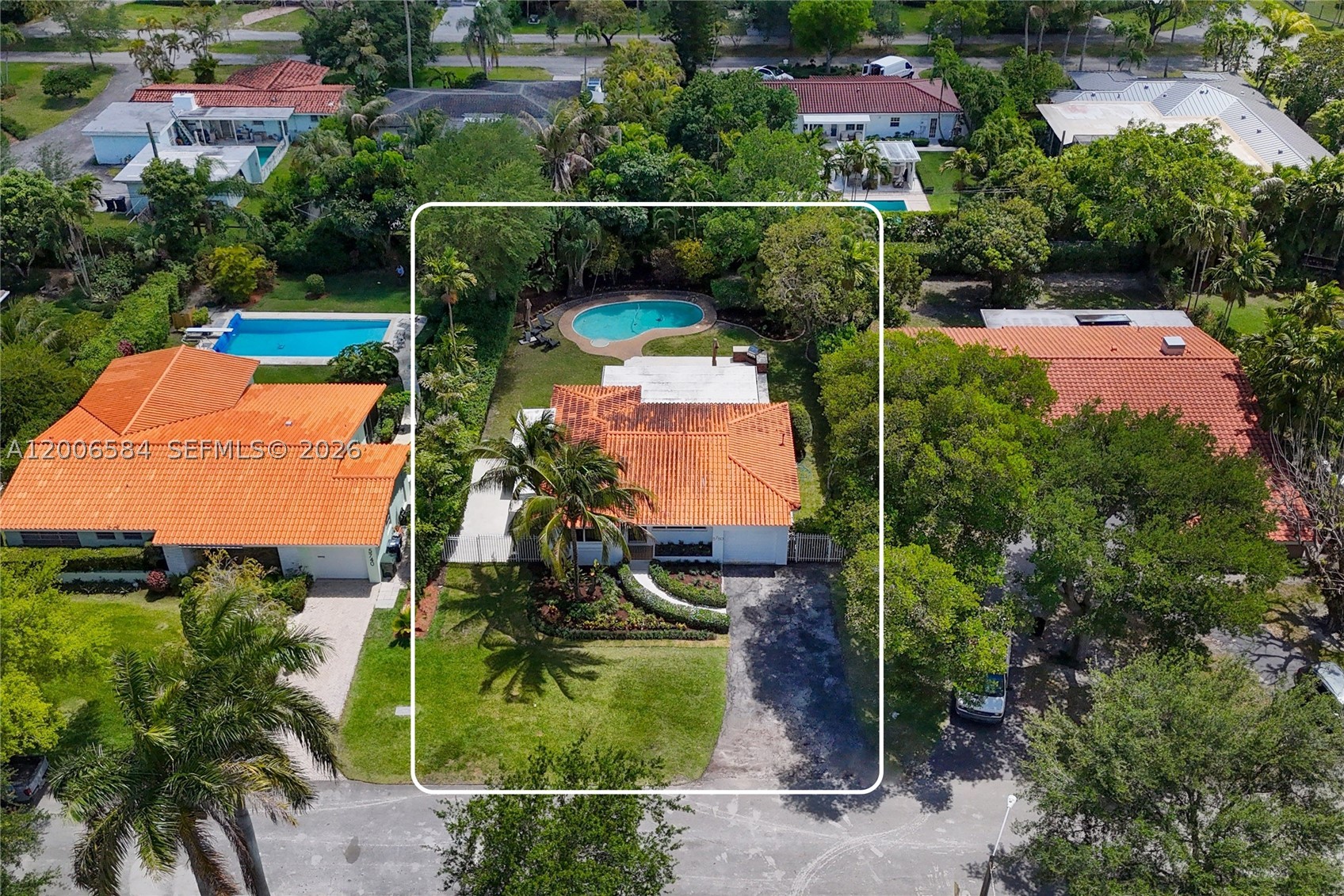5750 SW 52nd Ter, South Miami FL 33155