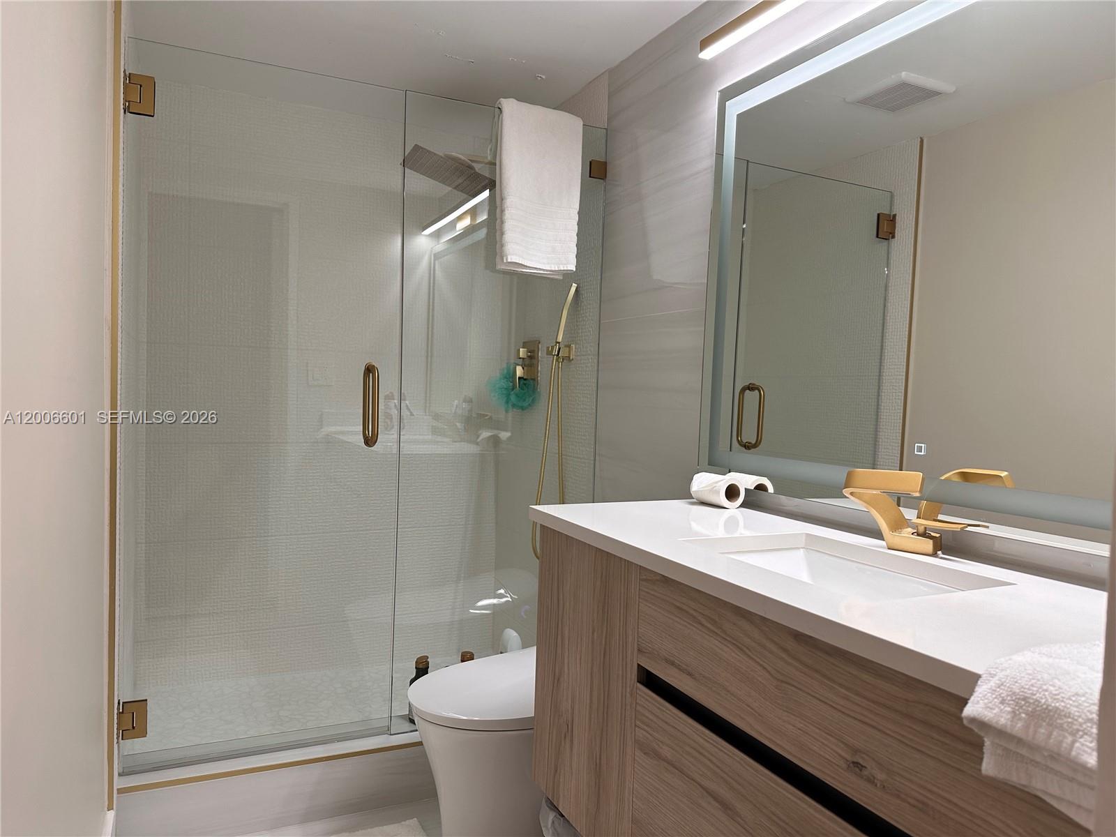Bal Harbour FL 33154 - A12006601