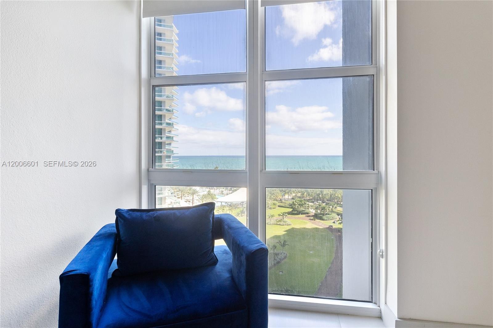 Bal Harbour FL 33154 - A12006601