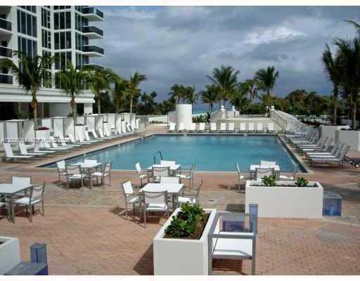 Bal Harbour FL 33154 - A12006601