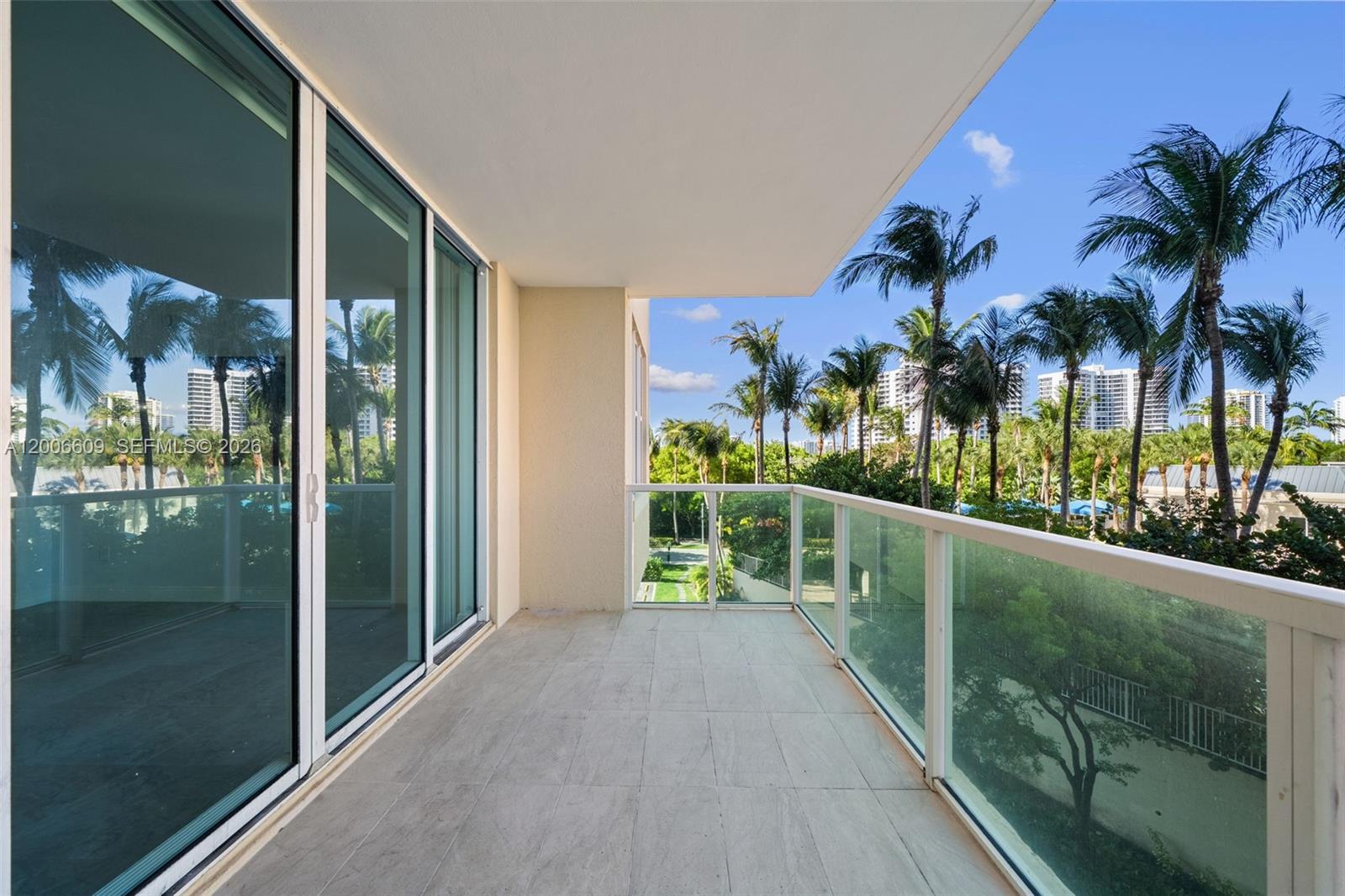 3340 NE 190th St #403, Aventura FL 33180