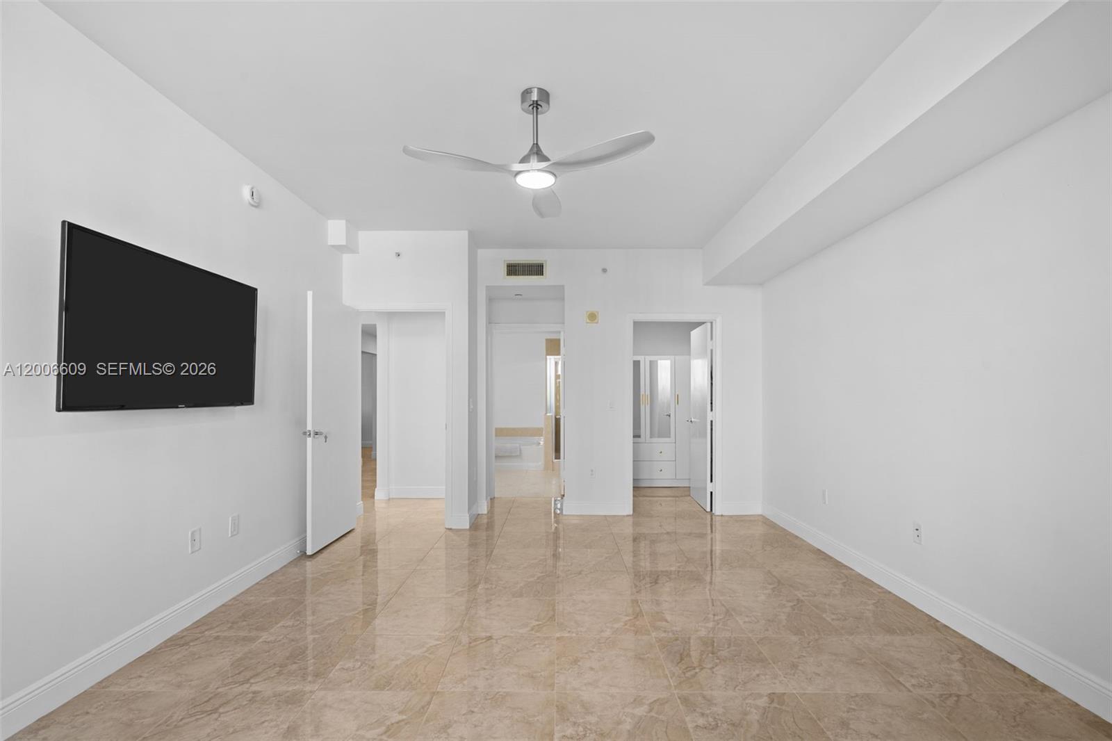 3340 NE 190th St #403, Aventura FL 33180