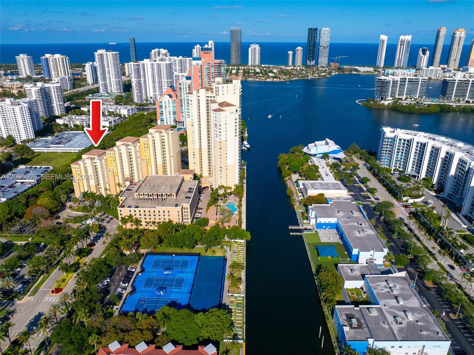 3340 NE 190th St #403, Aventura FL 33180