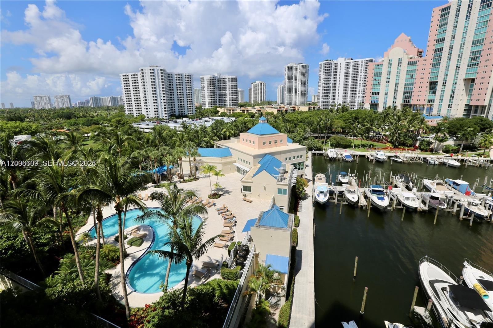 3340 NE 190th St #403, Aventura FL 33180