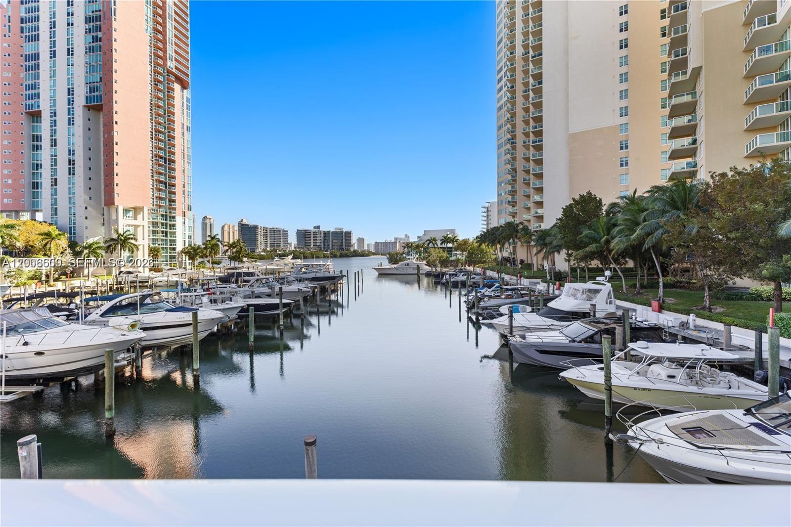 3340 NE 190th St #403, Aventura FL 33180