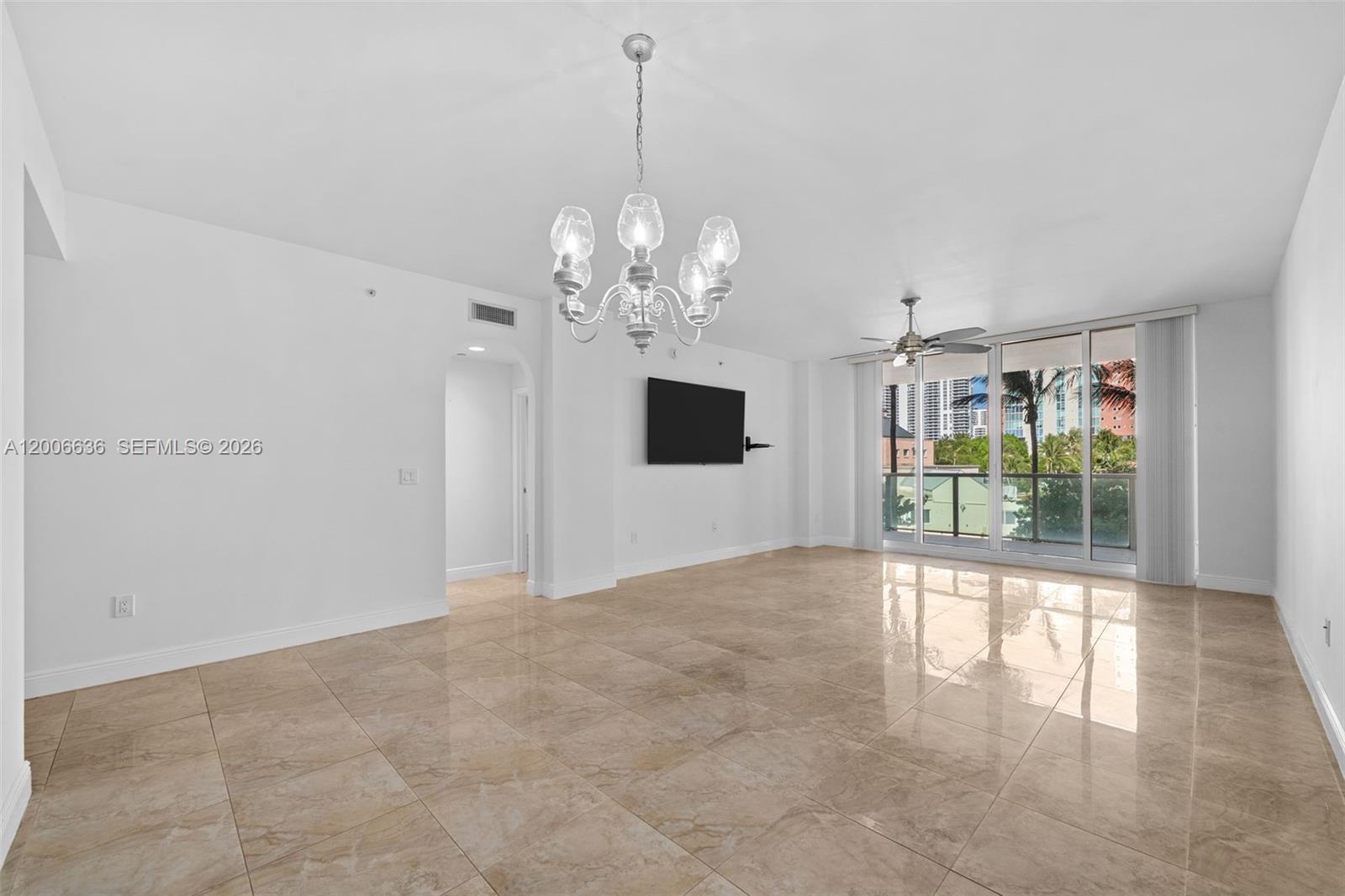 3340 NE 190th St #403, Aventura FL 33180