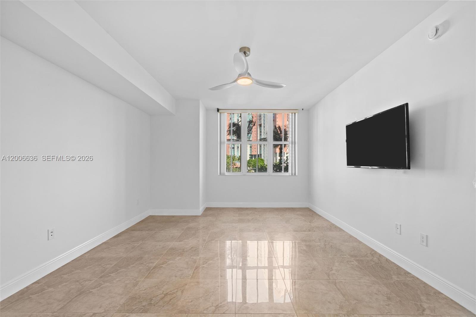 3340 NE 190th St #403, Aventura FL 33180