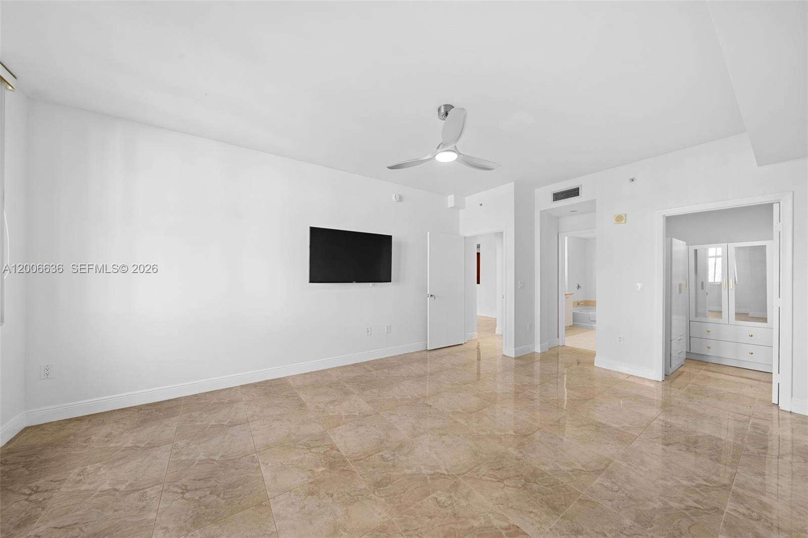 3340 NE 190th St #403, Aventura FL 33180