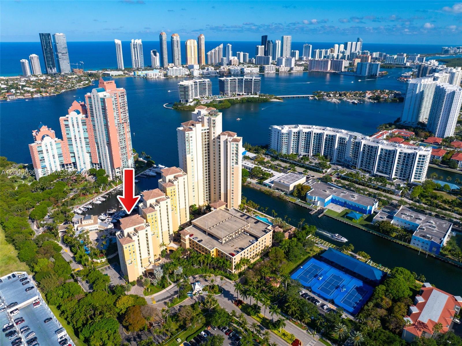 3340 NE 190th St #403, Aventura FL 33180