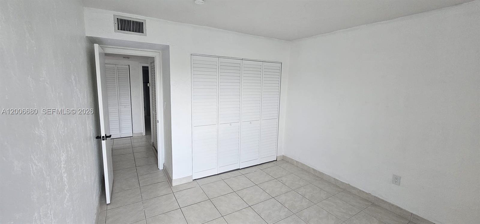 6884 N Kendall Dr #C404, Pinecrest FL 33156