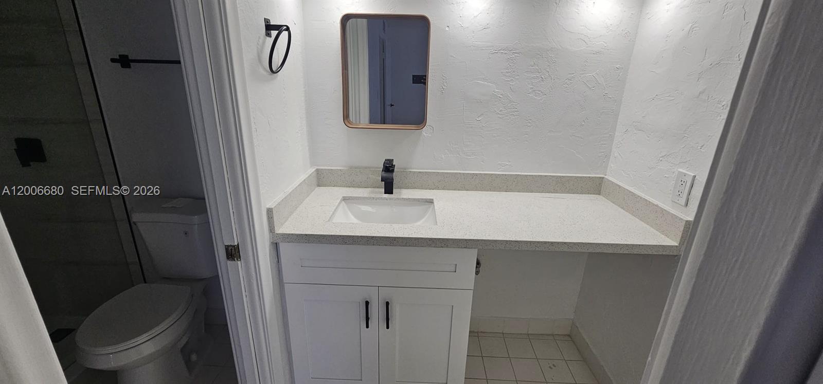6884 N Kendall Dr #C404, Pinecrest FL 33156