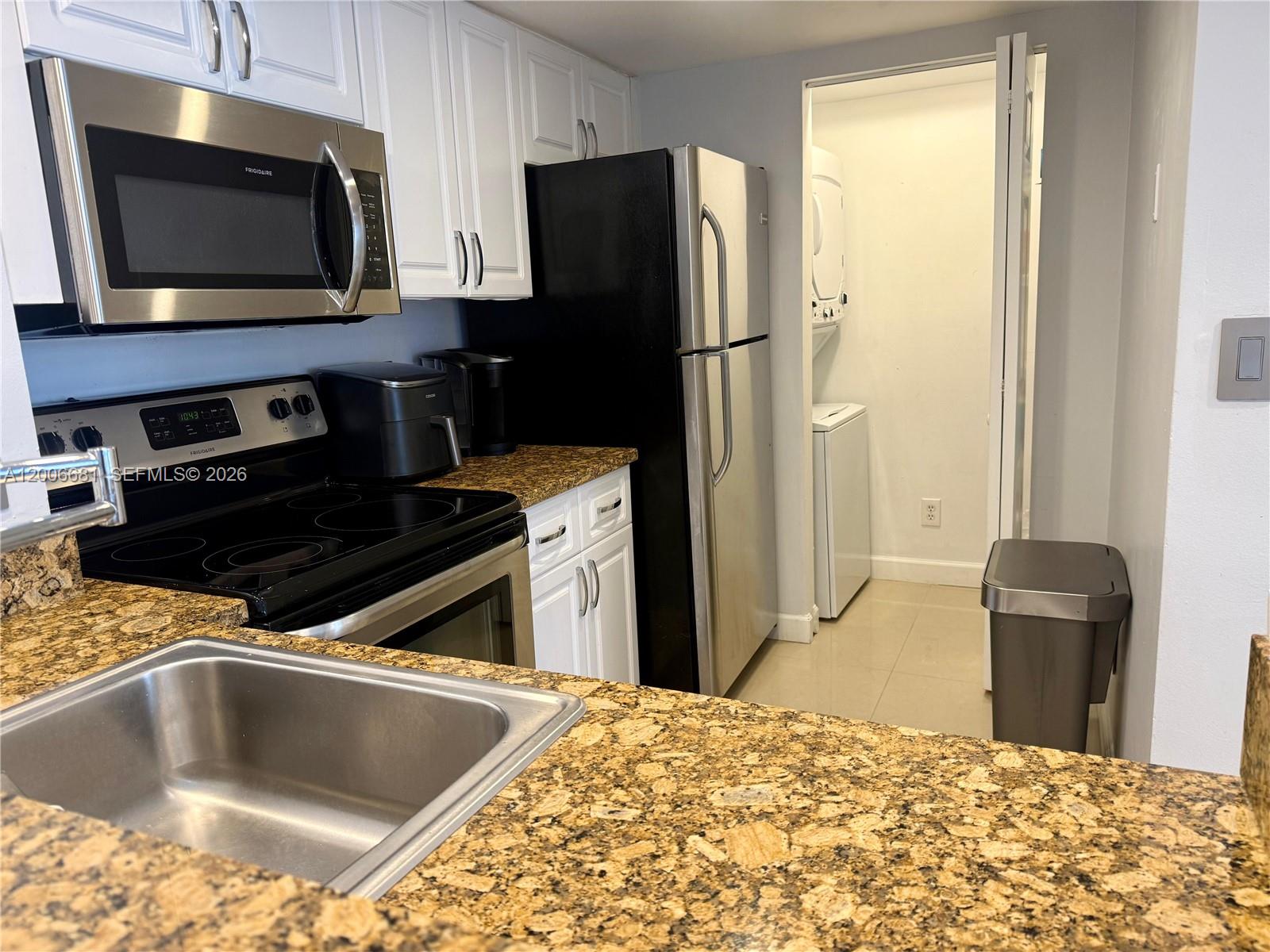 770 Claughton Island Dr #1003, Miami FL 33131