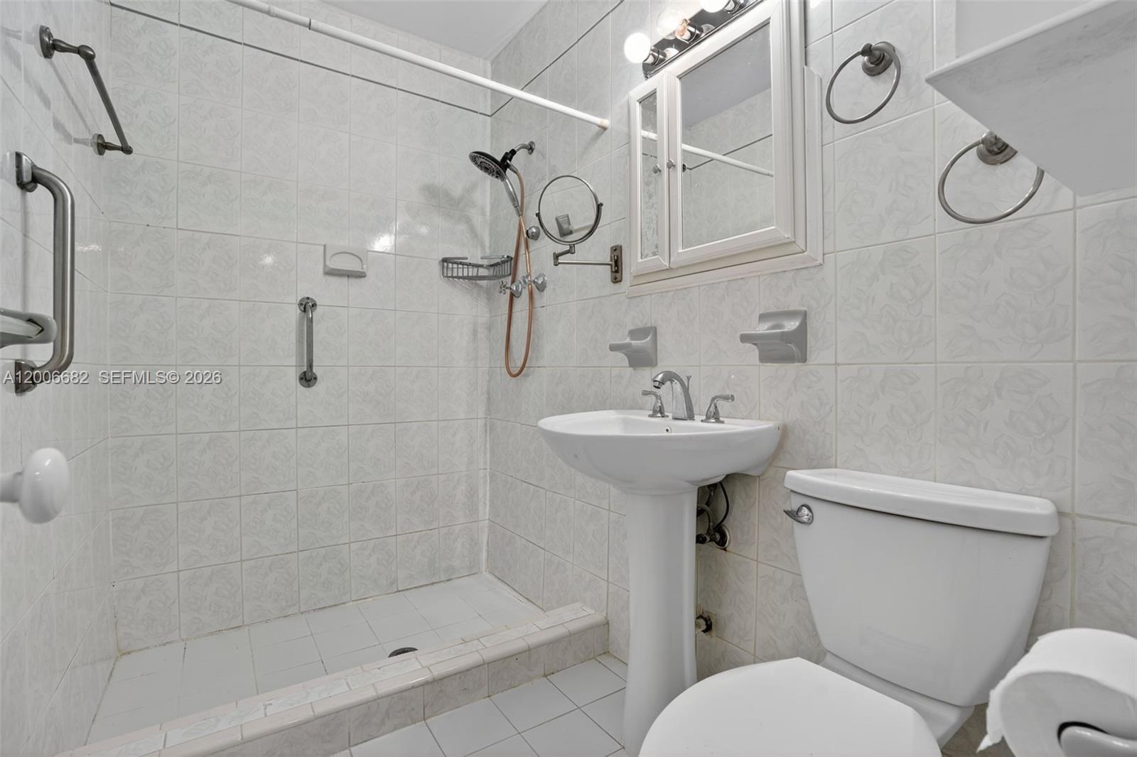 1435 Blue Rd, Coral Gables FL 33146