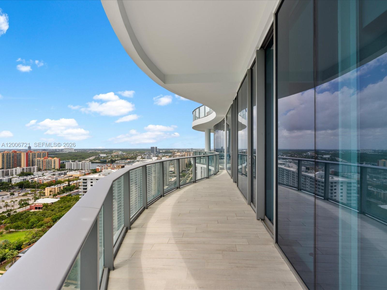 17475 Collins Ave #2302, Sunny Isles Beach FL 33160