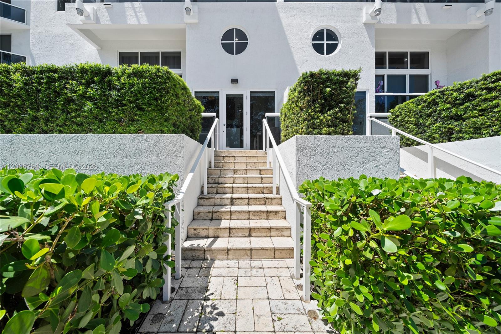 400 Alton Rd #TH-1A, Miami Beach FL 33139