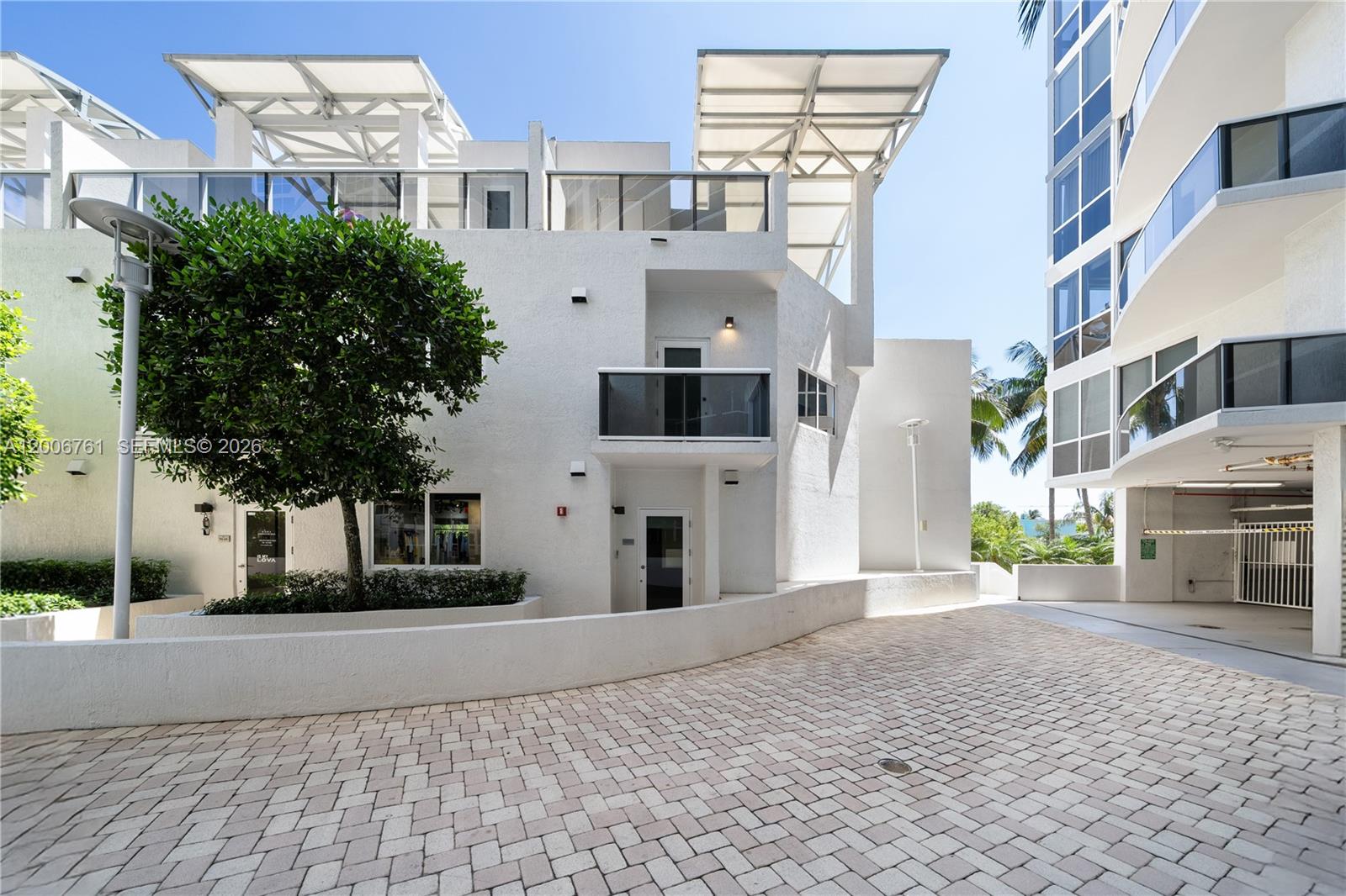400 Alton Rd #TH-1A, Miami Beach FL 33139