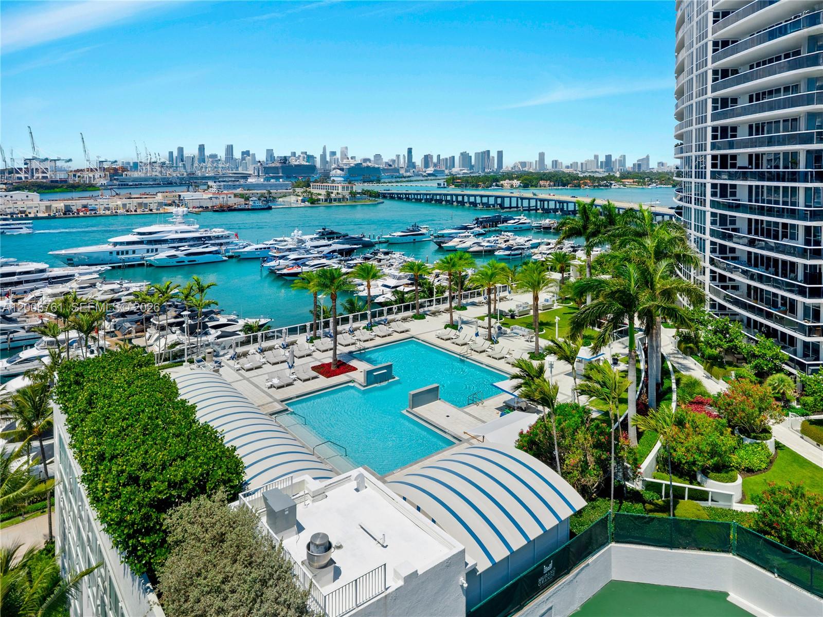 400 Alton Rd #TH-1A, Miami Beach FL 33139