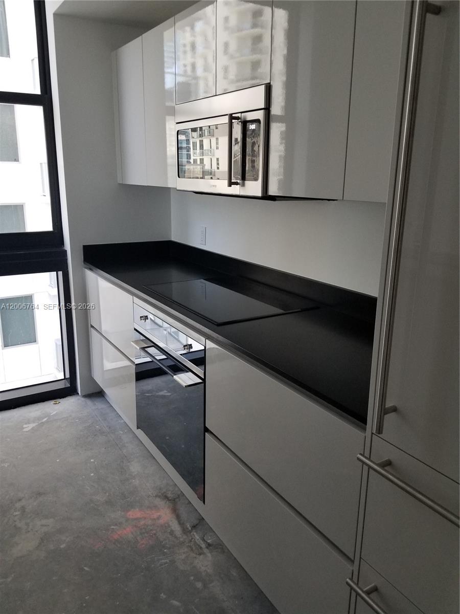 1010 Brickell Ave #3205, Miami FL 33131