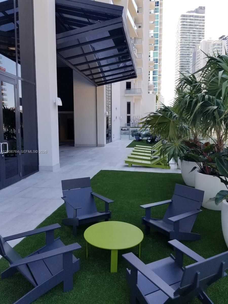 1010 Brickell Ave #3205, Miami FL 33131