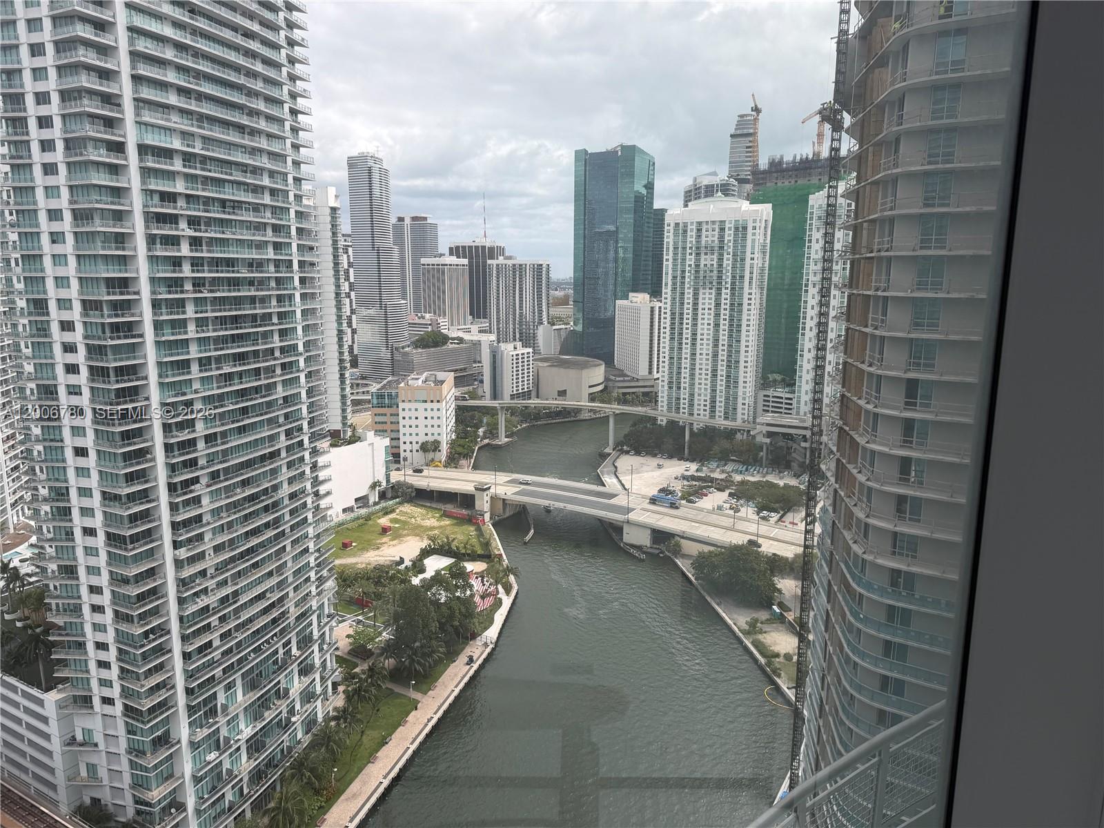 690 SW 1st Ct #PHI-01, Miami FL 33130