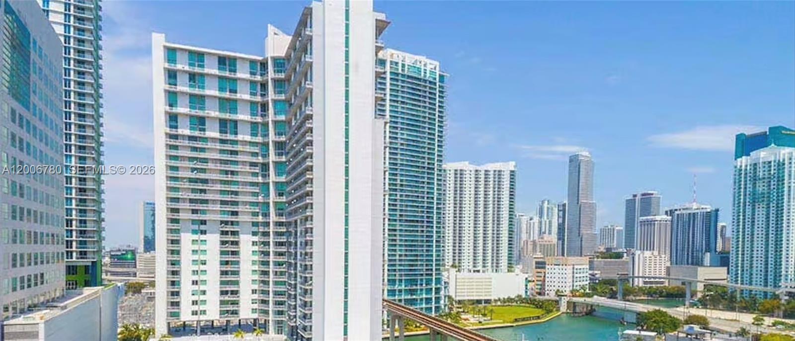 690 SW 1st Ct #PHI-01, Miami FL 33130