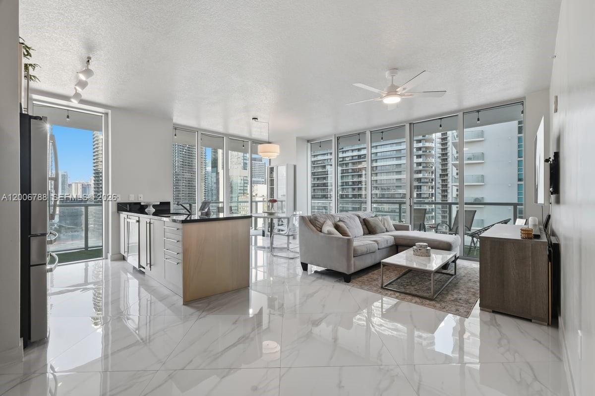 1111 SW 1st Ave #2420-N, Miami FL 33130