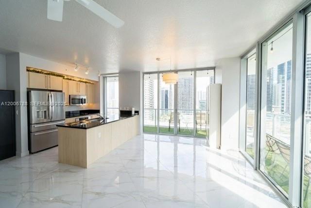 1111 SW 1st Ave #2420-N, Miami FL 33130