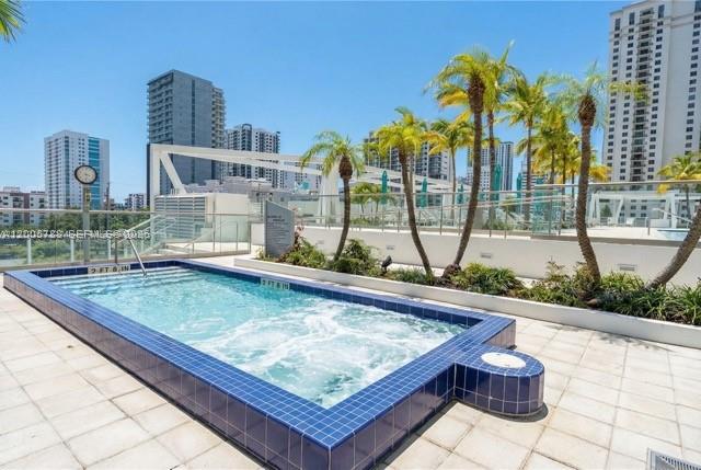 1111 SW 1st Ave #2420-N, Miami FL 33130