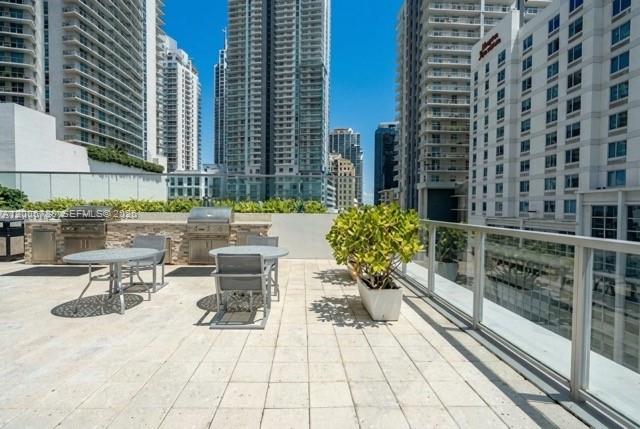 1111 SW 1st Ave #2420-N, Miami FL 33130