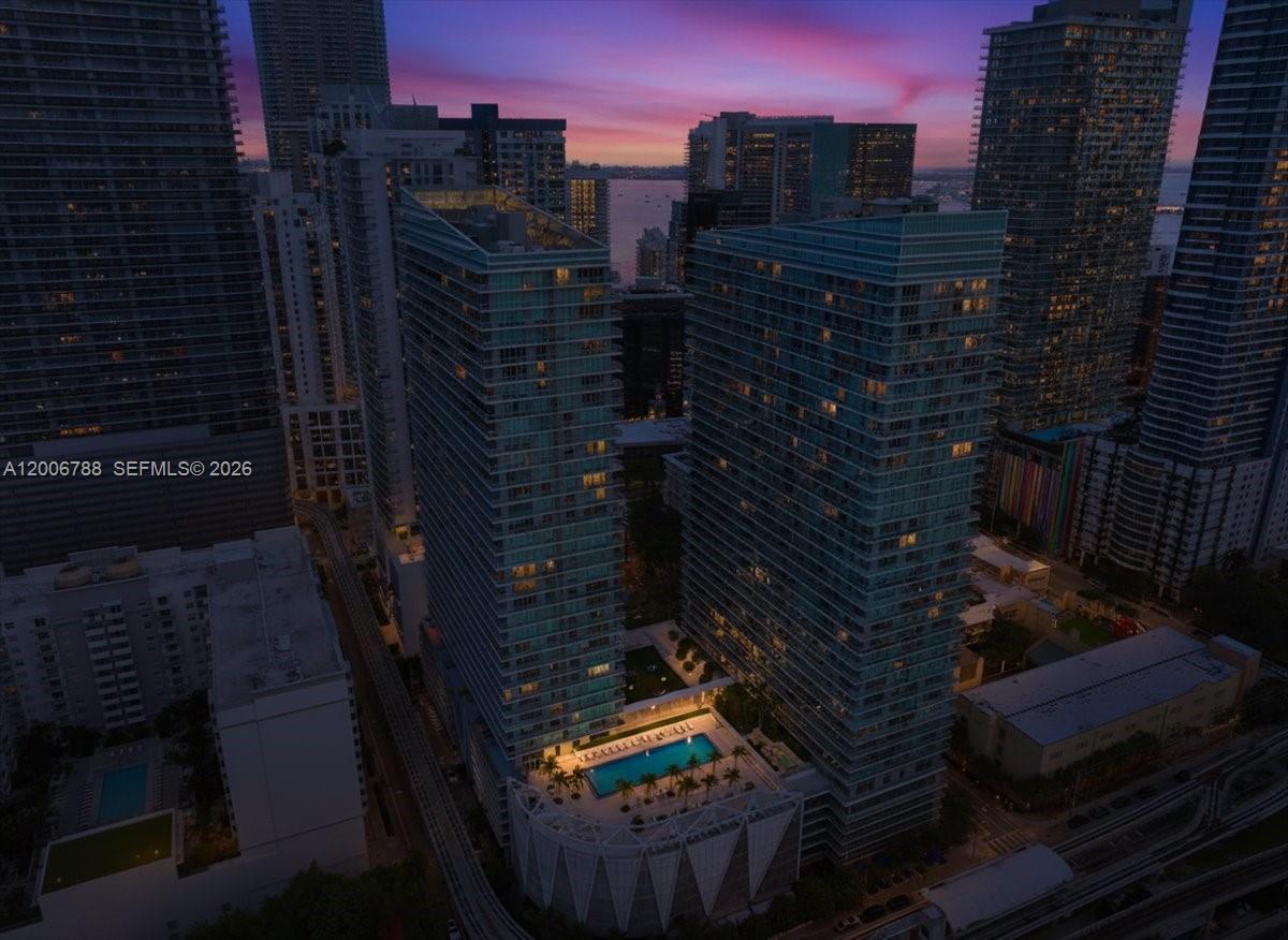 1111 SW 1st Ave #2420-N, Miami FL 33130