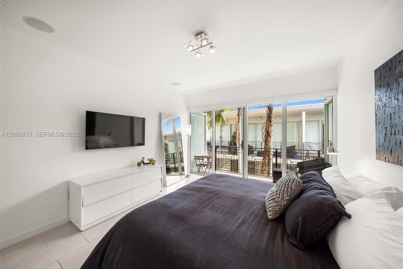 2130 Park Ave #3, Miami Beach FL 33139