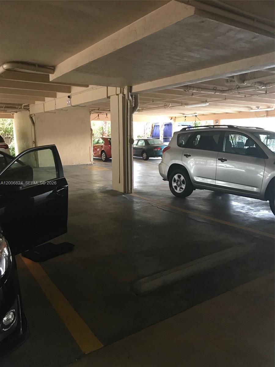 2600 NE 135th St #3F-A, North Miami FL 33181