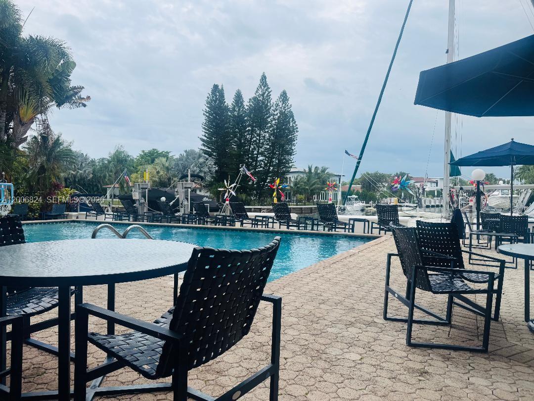 2600 NE 135th St #3F-A, North Miami FL 33181