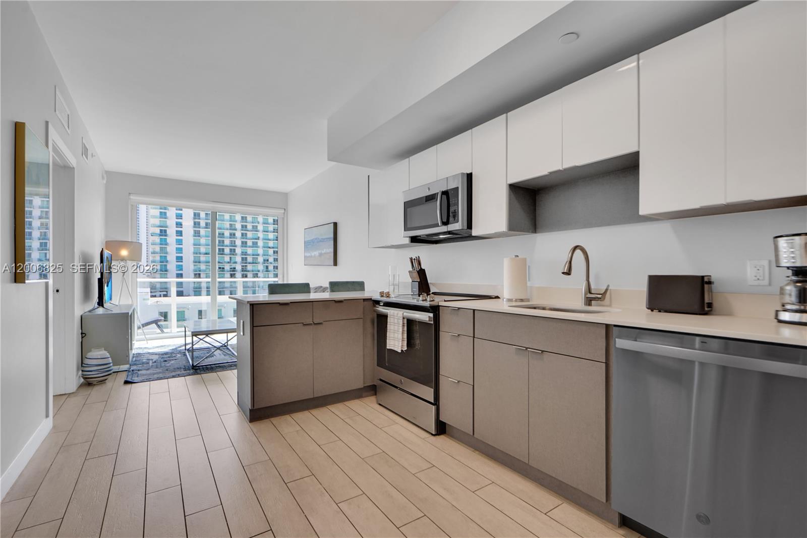 321 NE 26th St #816, Miami FL 33137