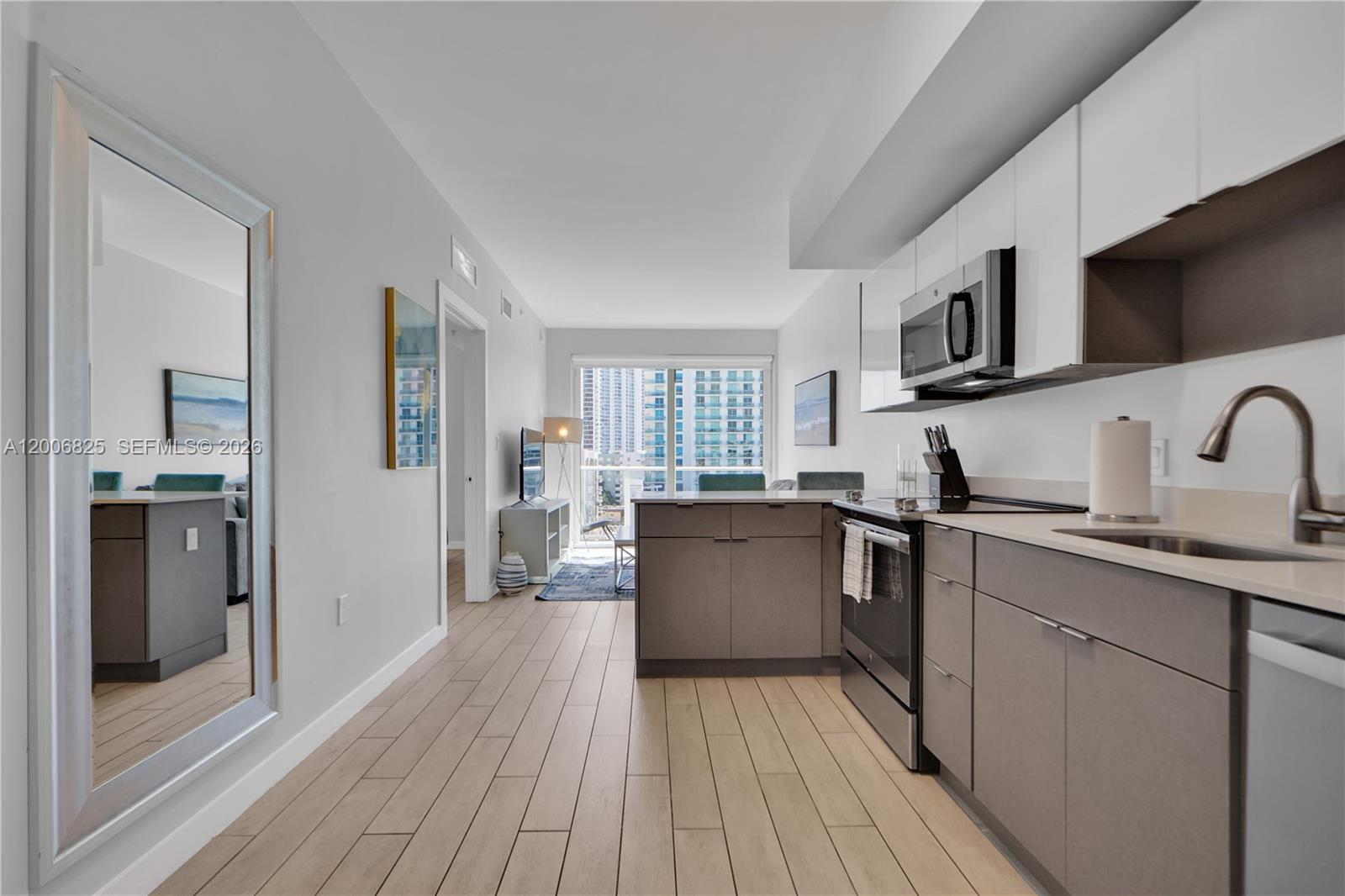 321 NE 26th St #816, Miami FL 33137
