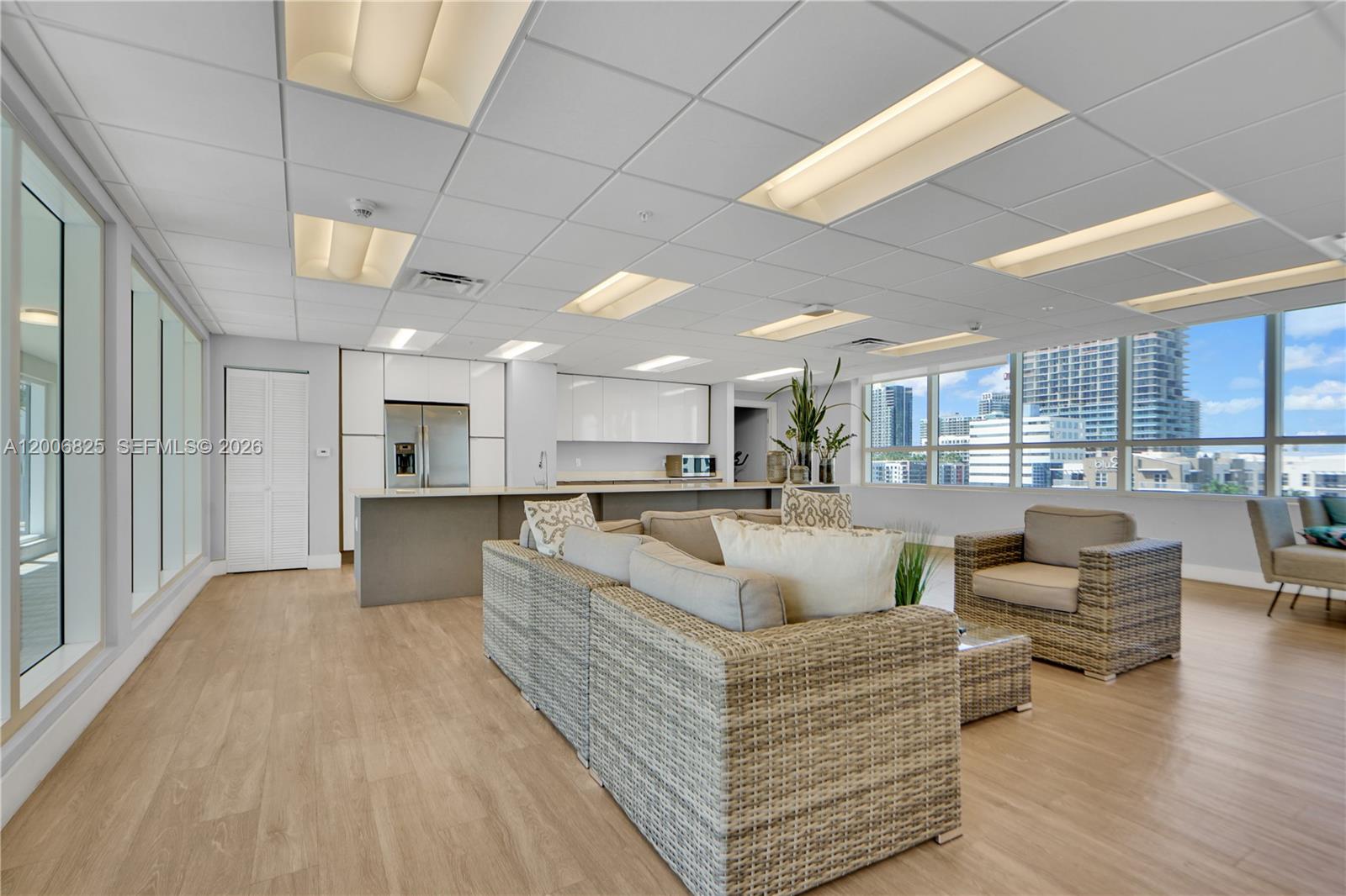 321 NE 26th St #816, Miami FL 33137