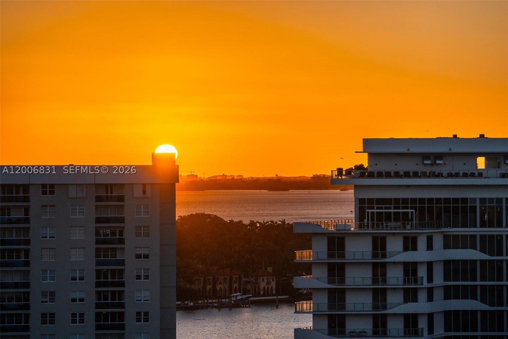 6801 Collins Ave #PH01/02, Miami Beach FL 33141