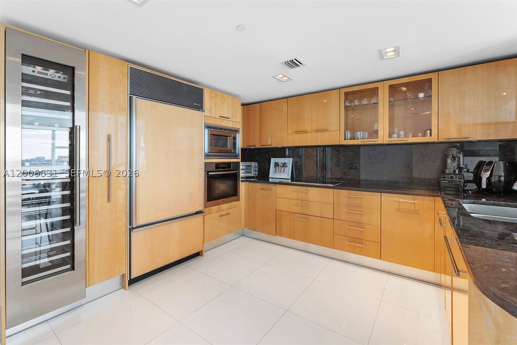6801 Collins Ave #PH01/02, Miami Beach FL 33141