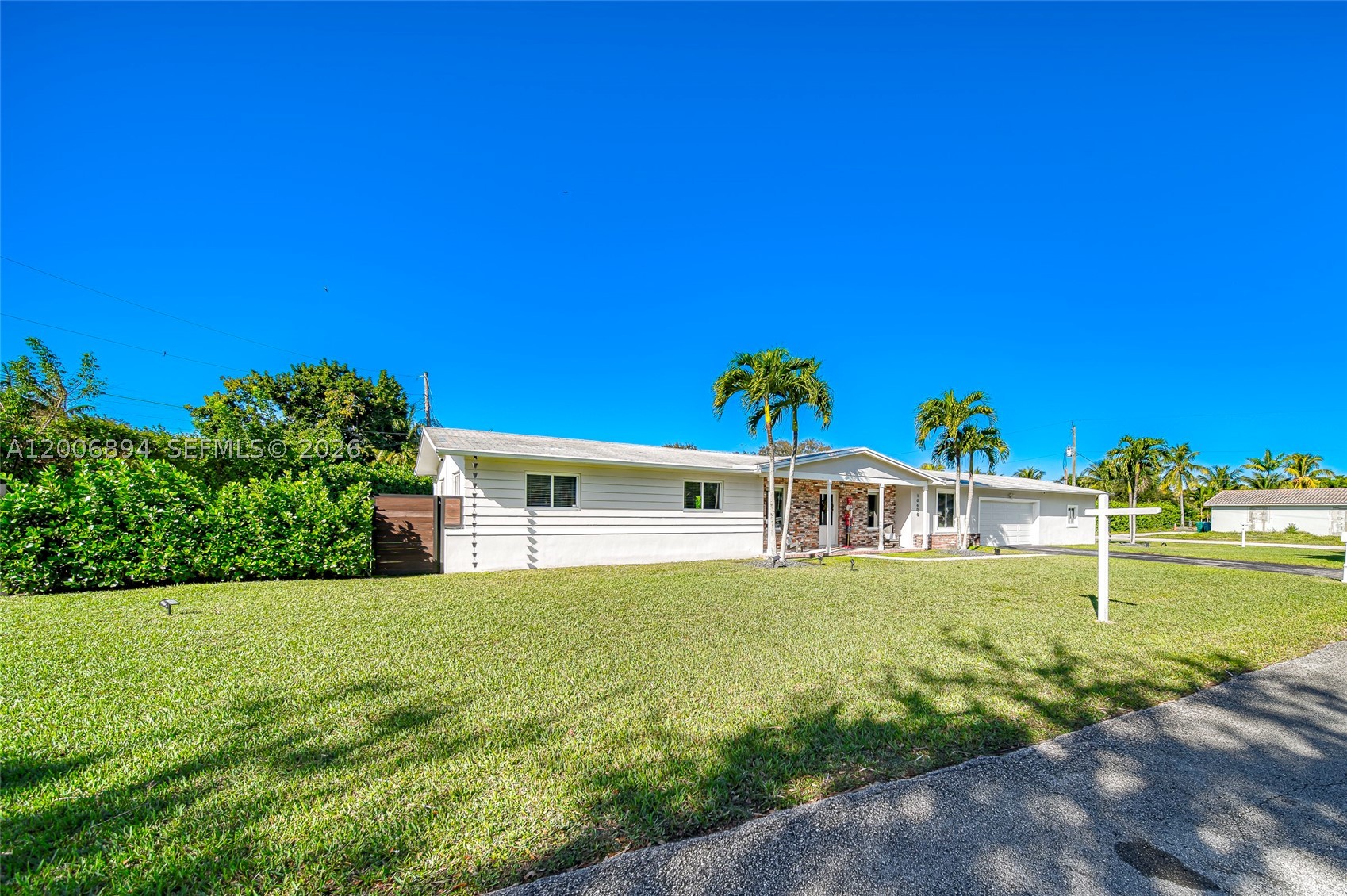 10600 SW 80th Ct, Miami FL 33156