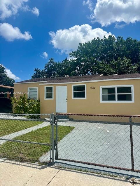 1884 NW 52nd St #0, Miami FL 33142