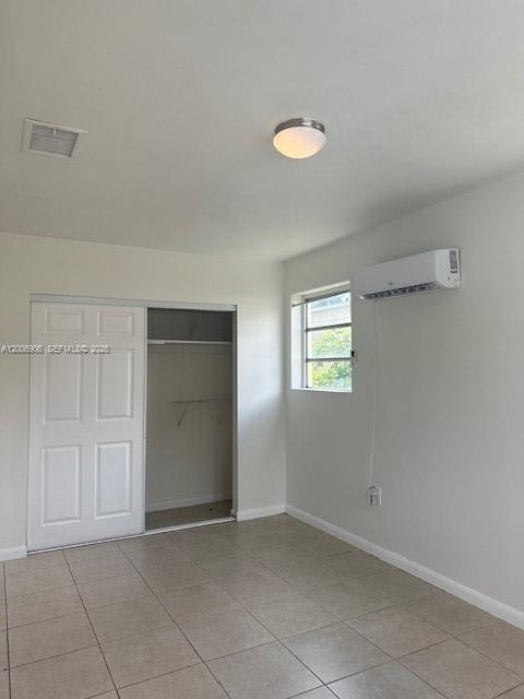 1884 NW 52nd St #0, Miami FL 33142