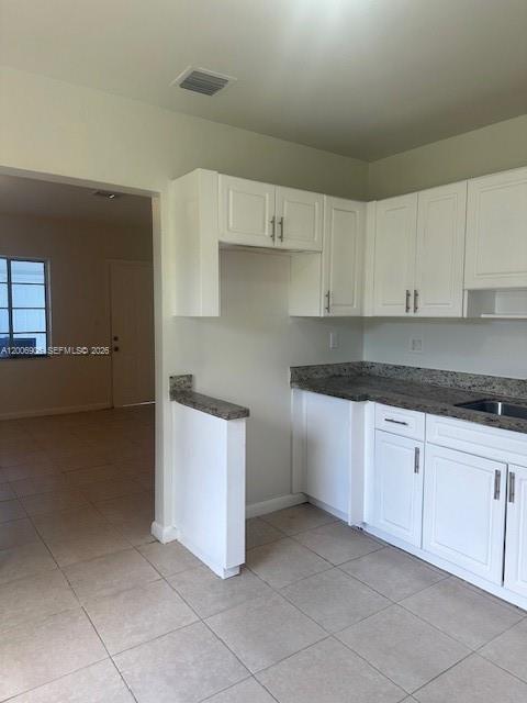 1884 NW 52nd St #0, Miami FL 33142