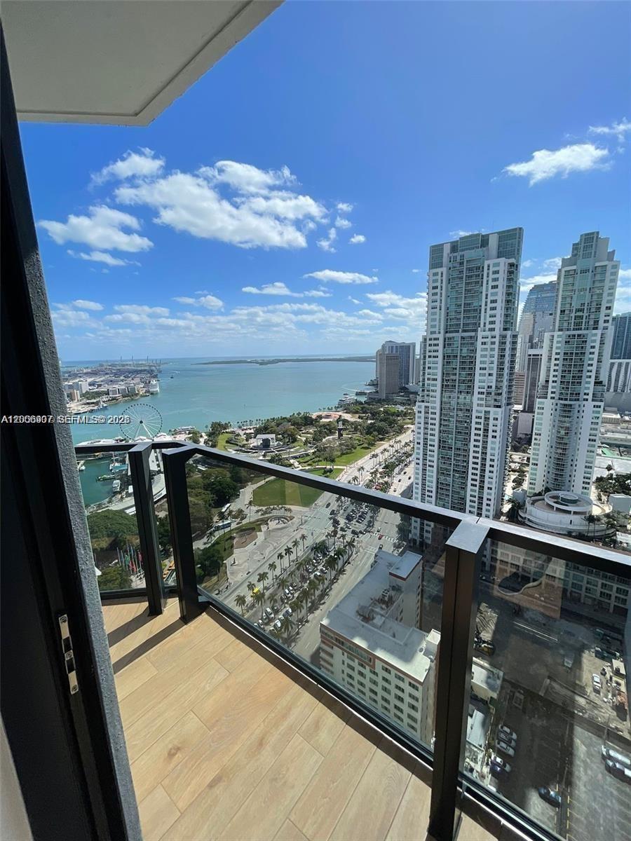 398 NE 5th St #2515, Miami FL 33132