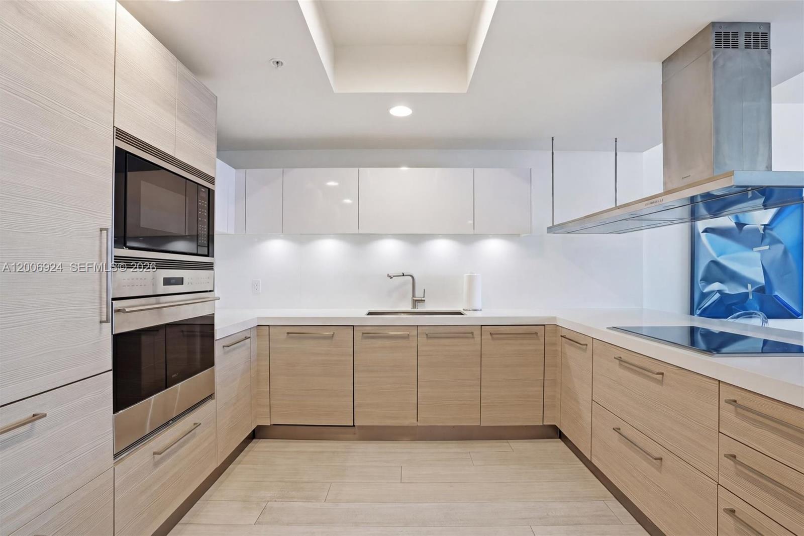 17301 Biscayne Blvd #1905, North Miami Beach FL 33160
