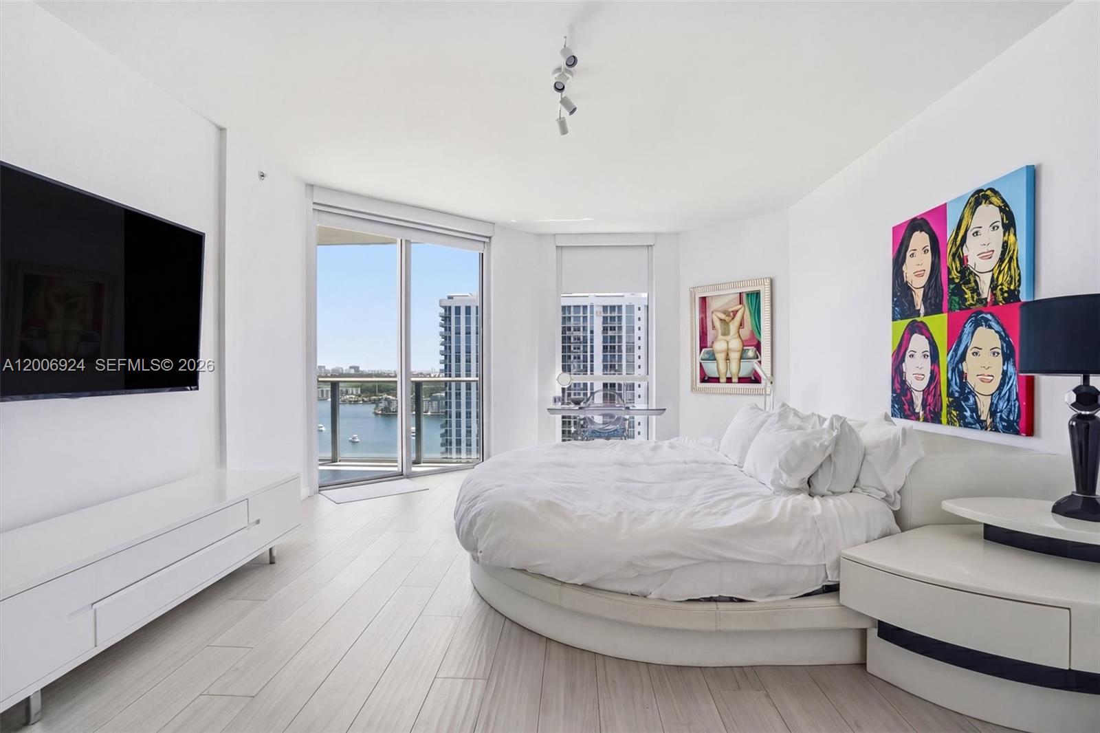 17301 Biscayne Blvd #1905, North Miami Beach FL 33160