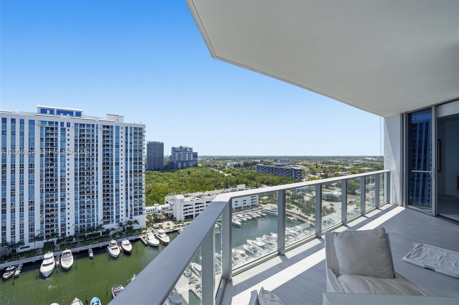 17301 Biscayne Blvd #1905, North Miami Beach FL 33160