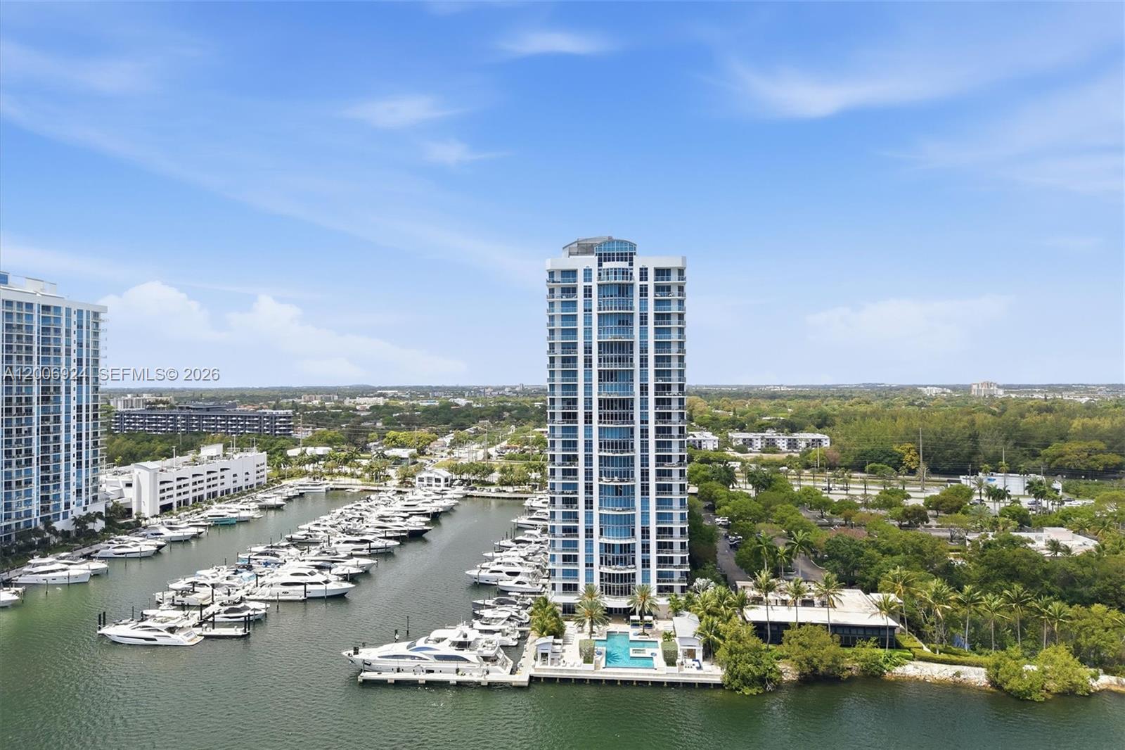 17301 Biscayne Blvd #1905, North Miami Beach FL 33160