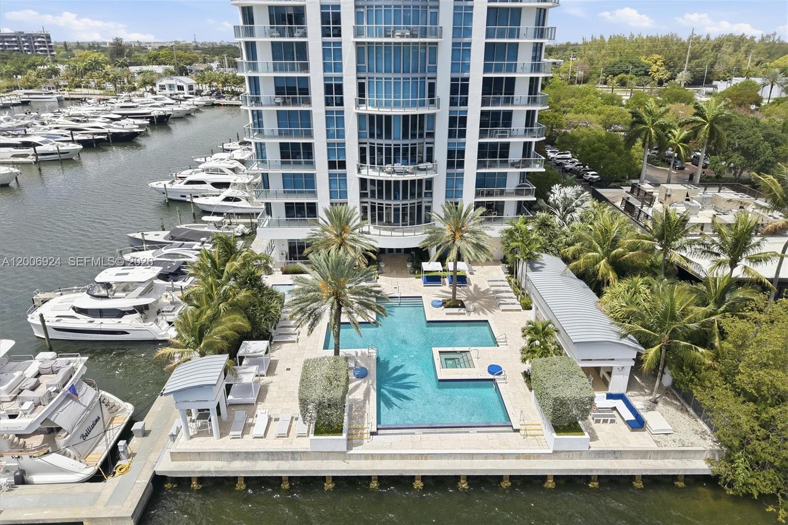 17301 Biscayne Blvd #1905, North Miami Beach FL 33160