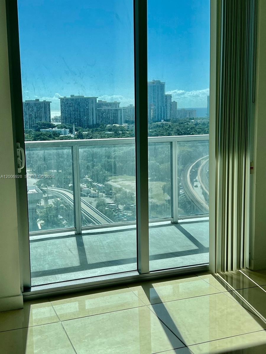 79 SW 12 St #1903, Miami FL 33130